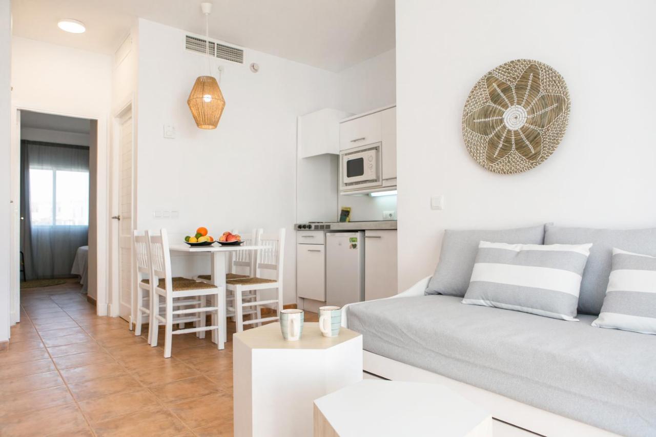 Rvhotels Sea Club Menorca Cala'N Blanes  Exterior photo